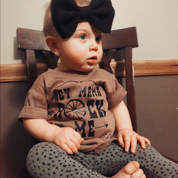 Meet your Posher, Sierra - Picture 2 of 4